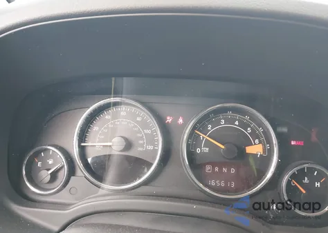 2014 Jeep Compass Latitude из США, поврежденный, VIN 1C4NJDEB7ED688681